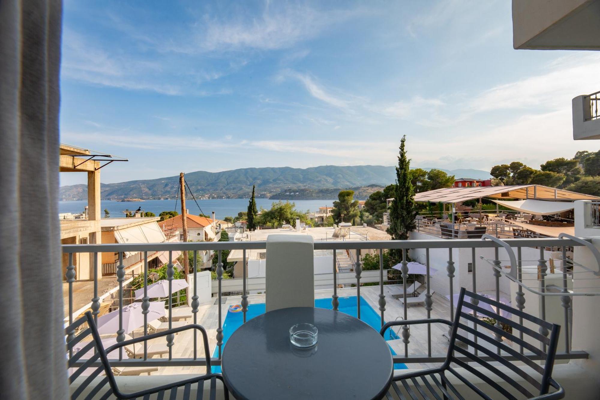 Evita'S Resort Poros Town المظهر الخارجي الصورة